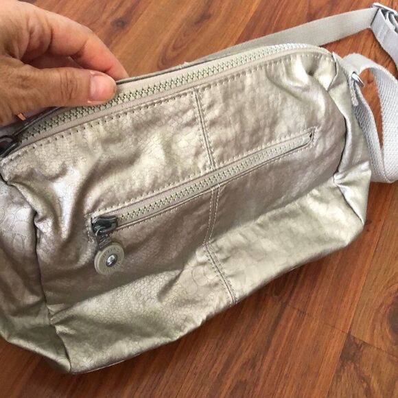 Kipling Silver metallic Crossbody bag - Picture 3 of 6